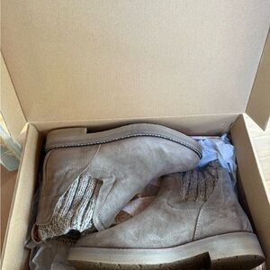 Comfortiva Light Taupe Suede Ankle Boots